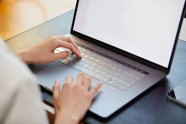 莫马达旅游攻略